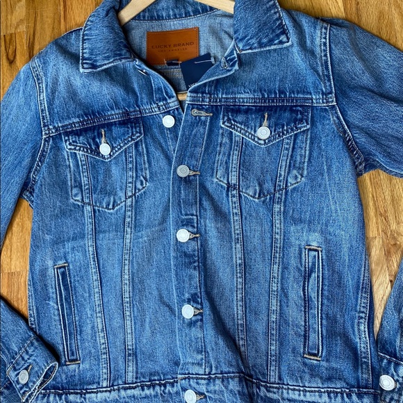 Lucky Brand Jackets & Blazers - Lucky Brand // NWT tomboy trucker denim jacket M